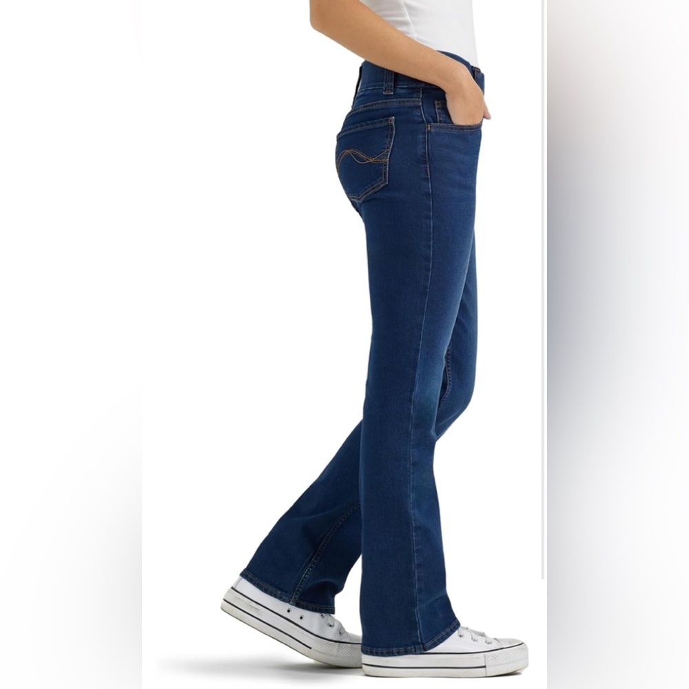 Lee Plus Size Pull On Jeans - Picture 4 of 11